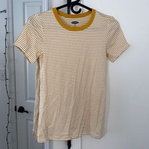 Yellow stripped tee